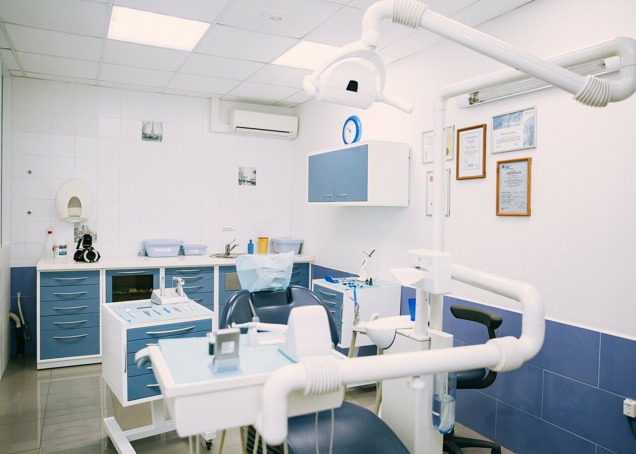 Центр клинической стоматологии