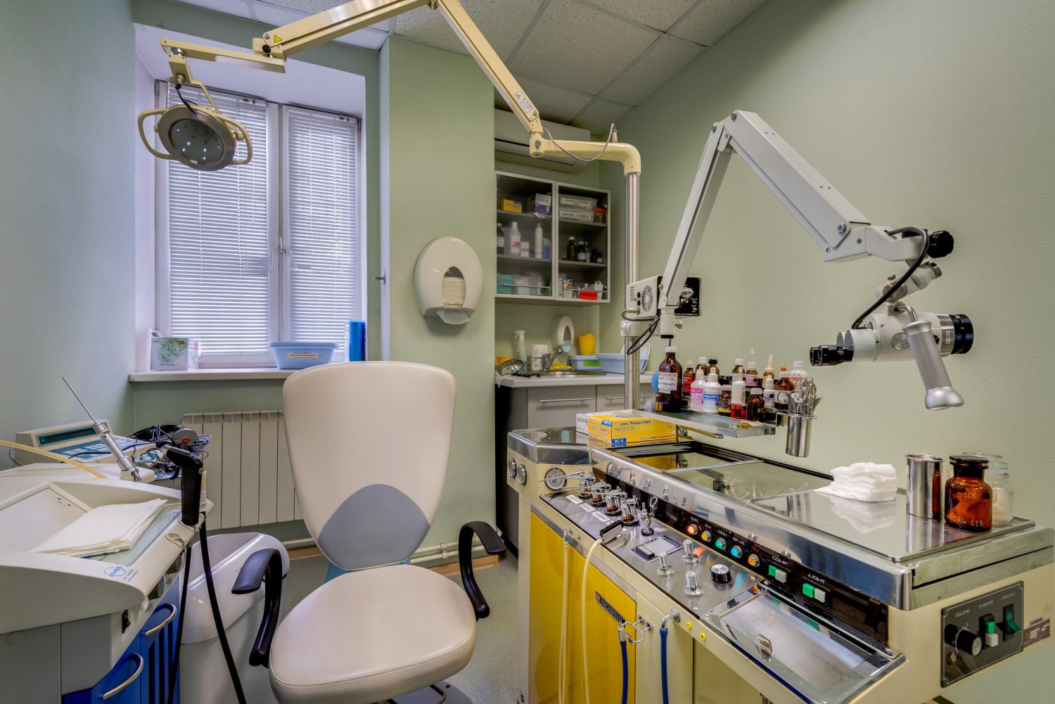 Спектрум стоматология. Ул Герасима Курина 16 клиника спектра. Spectrum стоматология. Аппарат Spectra стоматология. Современное многофункциональное медцентр.